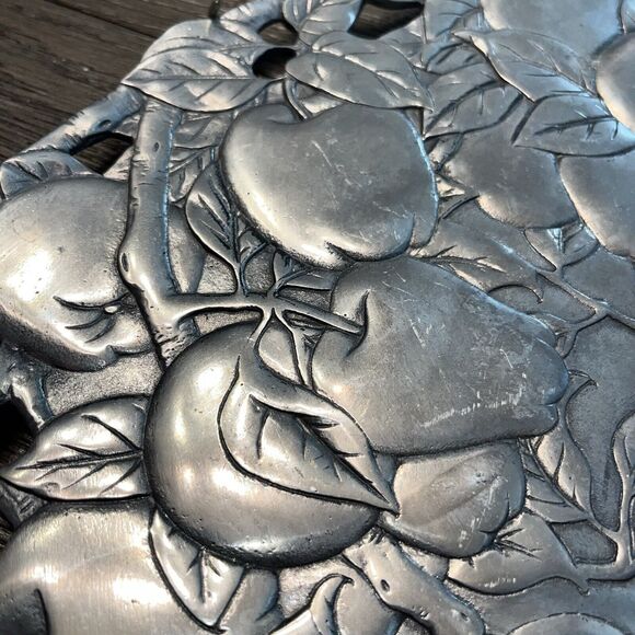 Arthur Court Tray‎ Platter Plate Aluminum Apple 1991 Metal Serving Party 12” - Picture 6 of 7
